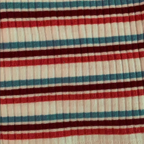 T-shirt crop top - Picture 3 of 3